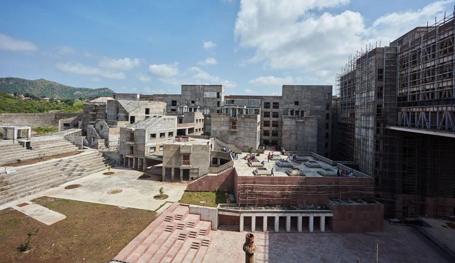 IIM Udaipur Business Programs